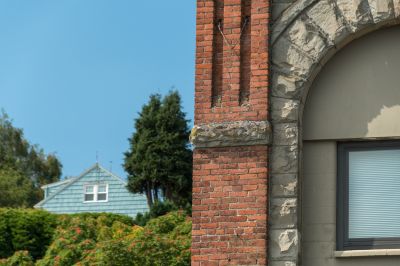 Brick Veneer Installation in Summer